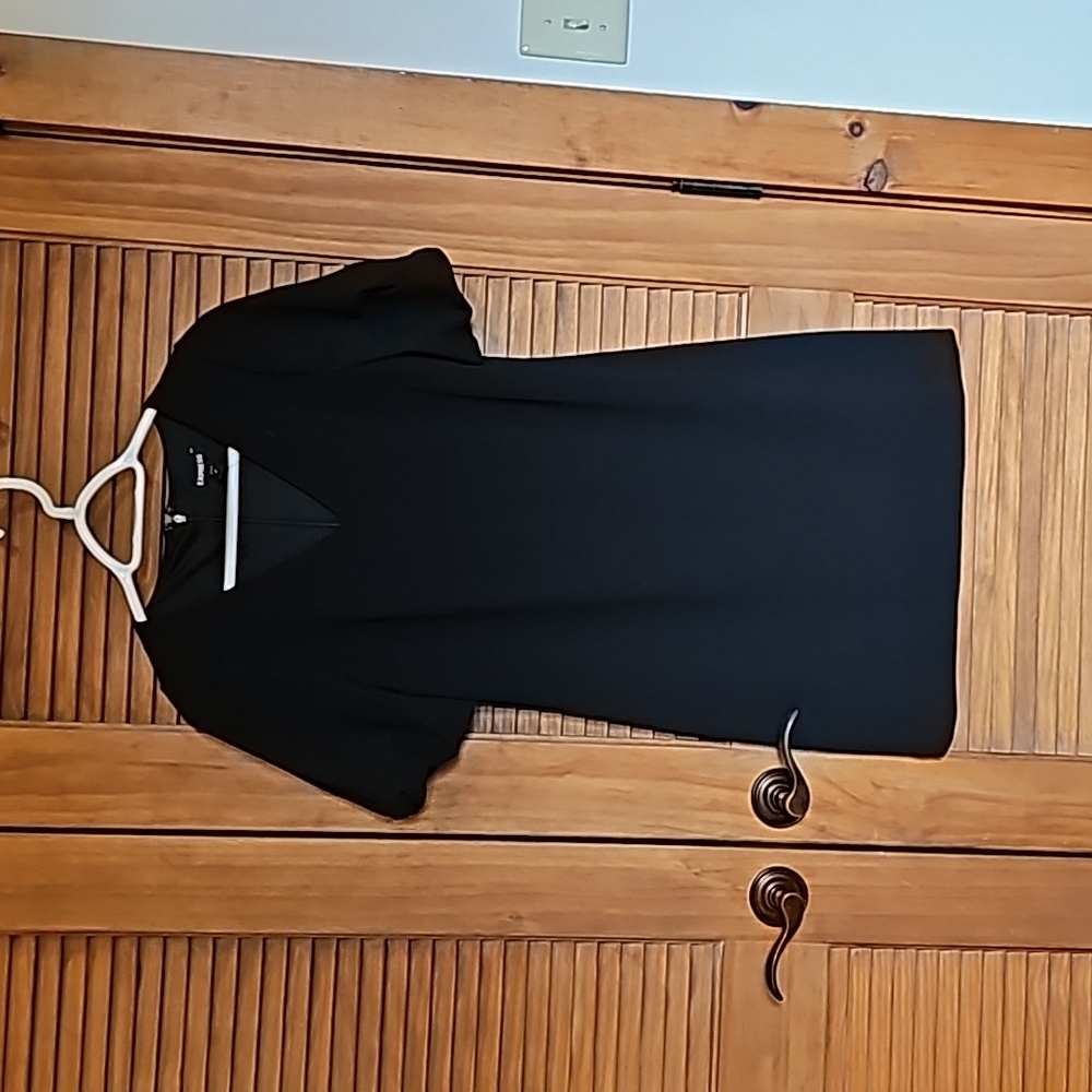 EXPRESS Black A line Puff Sleeve Dress Size Medium